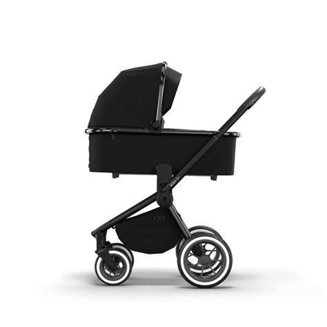 Moderný dizajn čierneho kočíka Moon