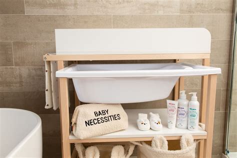 Prebaľovací pult a pomôcky