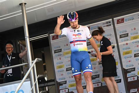 Peter Sagan s piatimi zelenými dresmi z Tour de France