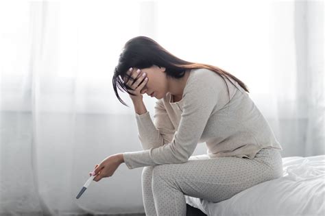Porovnanie hormonálneho a nehormonálneho vnútromaternicového telieska