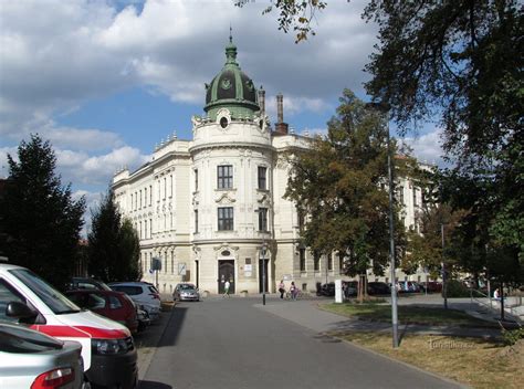 Budova cirkevného gymnázia