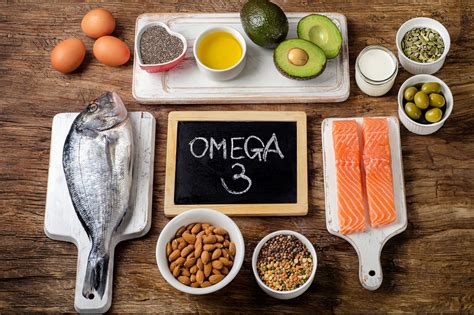 Obrázok s rôznymi druhmi rýb a semienok ako zdroj omega-3 mastných kyselín