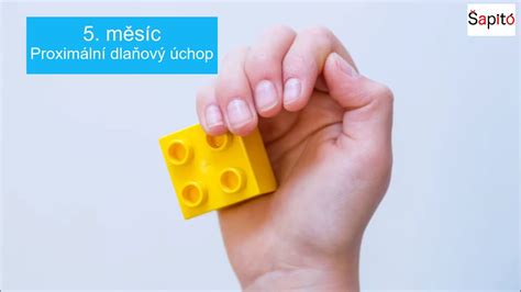 Vývoj úchopu u bábätka