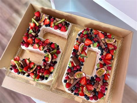 Torta v tvare vláčika pre chlapca