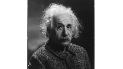 Albert Einstein s fajkou
