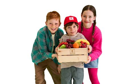 Deti v škôlke počas obeda