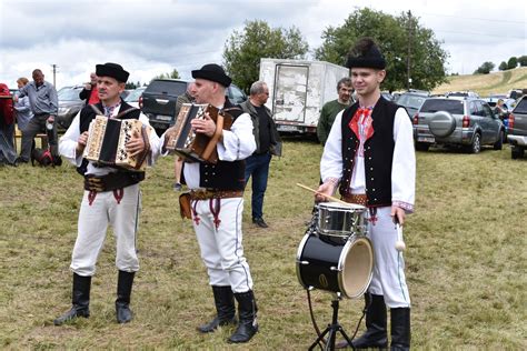 Infografika s postupom pri odklade školskej dochádzky