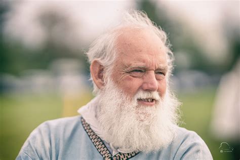 Osoba praktizujúca meditáciu