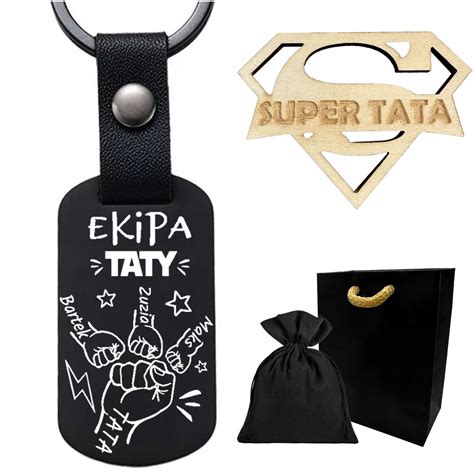 Ilustrácia zobrazujúca otca a matku ako tím