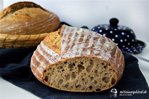 kváskový chlieb a zdravé nátierky