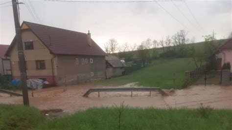 Zaplavený dom vo sne