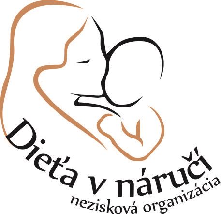 Dieťa v náručí rodičov