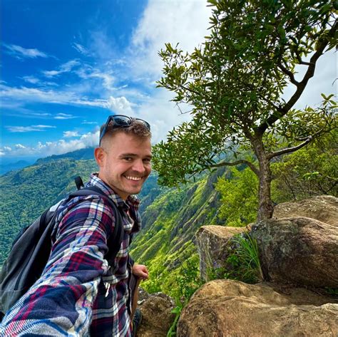 deti žobrajúce na ulici v Kambodži