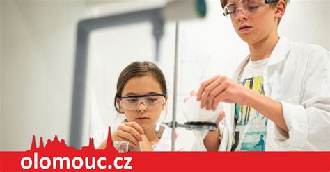 deti robia jednoduché chemické pokusy
