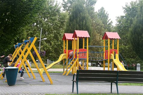 Detské ihrisko v minulosti