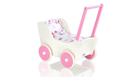 Detail dreveného kočíka pre bábiky Eco Toys s dôrazom na konštrukciu a kolieska
