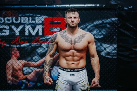 Erko Jun v zápase MMA
