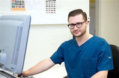 Docent MUDr. Erik Dosedla, PhD.