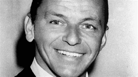 Frank Sinatra ako mladý spevák