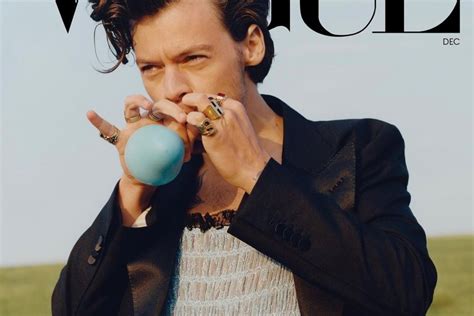Harry Styles na obálke časopisu Vogue