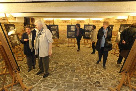 Historické fotografie betlehemcov alebo dobové vyobrazenia betlehemárskych hier.