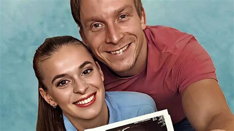 Juraj Bača s partnerkou Dominikou a synom Brunom