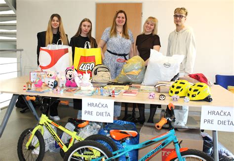 logo charitatívneho podujatia Hračka pre dieťa