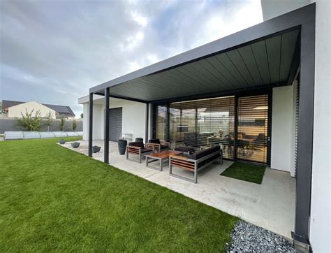 Ilustračná fotografia pergoly v záhrade