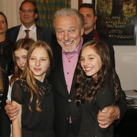 Karel Gott so svojimi dcérami