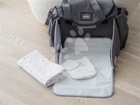 Infografika: Čo by mala obsahovať prebaľovacia taška