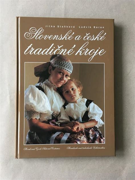 Tradičné slovenské kroje