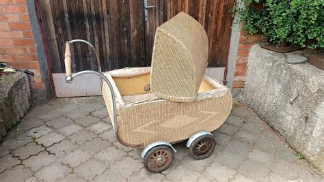 Starý nemecký kočík z dielne na bicykle