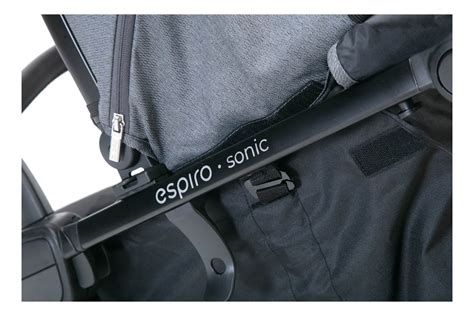 Skladanie kočíka Espiro Sonic jednou rukou