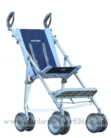 Detailné zábery kočíka Maclaren Major Elite, vrátane skladacieho mechanizmu