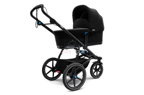 Športový kočík Thule Urban Glide Double v teréne