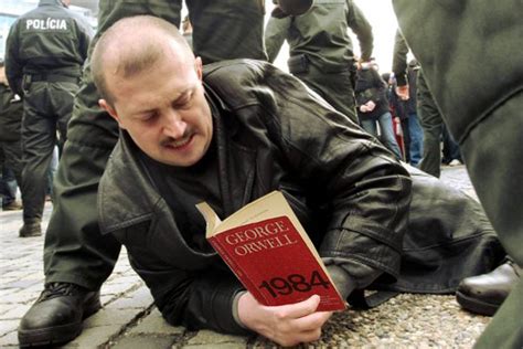 Marián Kotleba s rodinou