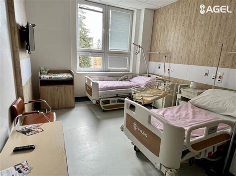 Interiér pôrodnej sály v súkromnej pôrodnici