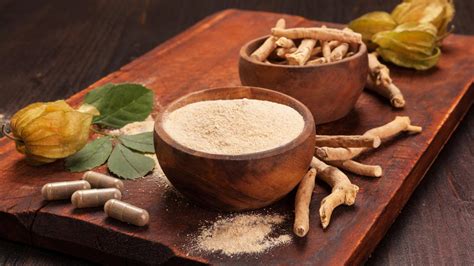 Ashwagandha rastlina a jej koreň