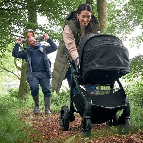 Športový kočík Mamas & Papas Ocarro v teréne