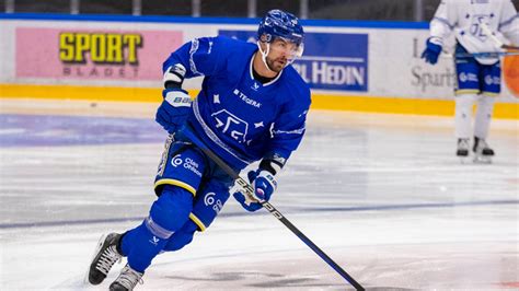 Marek Hrivík v drese Moncton Wildcats