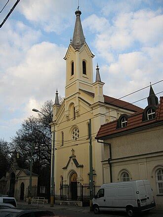 Katedrálny chrám Povýšenia vznešeného a životodarného Kríža v Bratislave